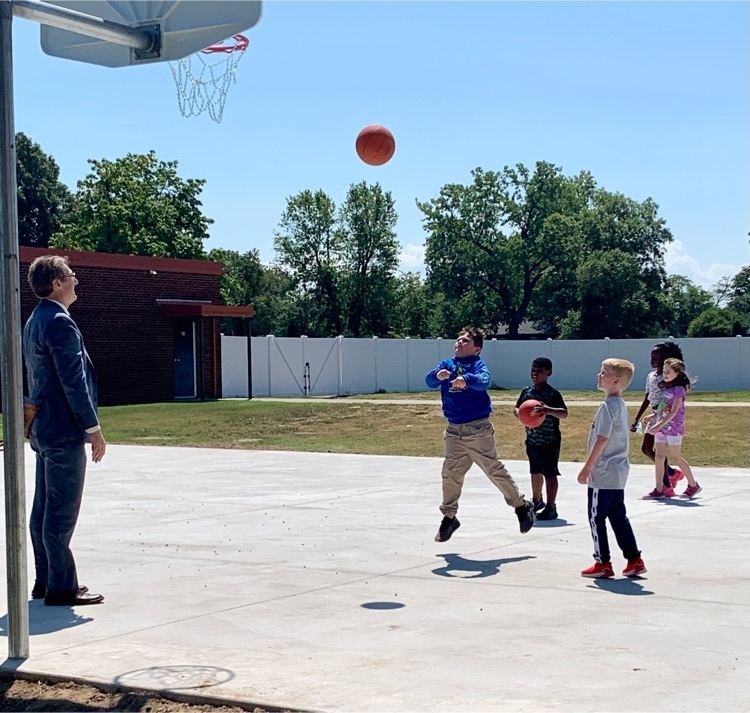 lilbourn elementary playground 